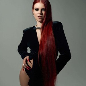 Голая Александра Трусова