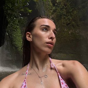 Голая Алена Артамонова