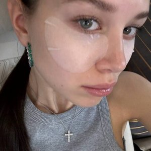 Голая Аврора Киба