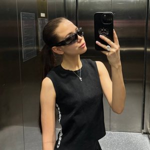 Голая Аврора Киба