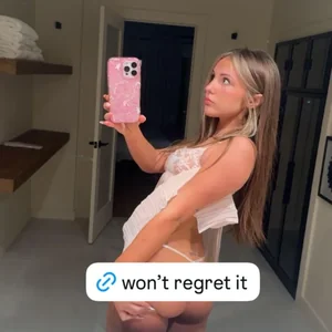 Голая Пайпер Рокеле