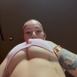 Голая Bhad Bhabie