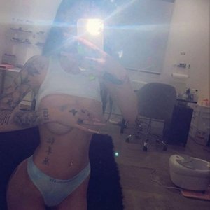 Голая Bhad Bhabie