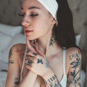 Голая Bhad Bhabie