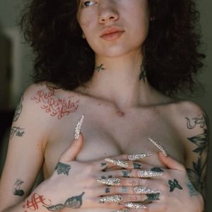 Голая Bhad Bhabie