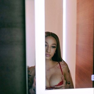 Голая Bhad Bhabie
