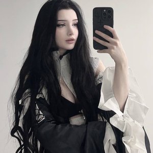 Голая Морфилина