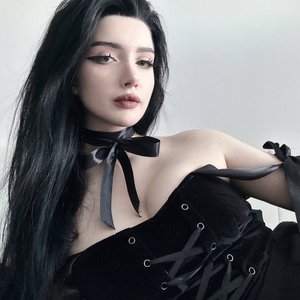Голая Морфилина