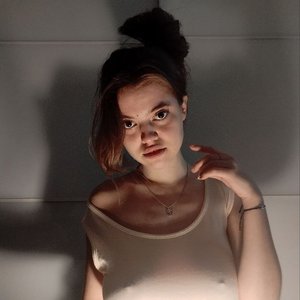 Голая Дарья Арефьева