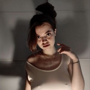 Голая Дарья Арефьева
