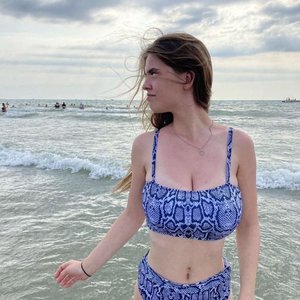 Голая Дарья Арефьева