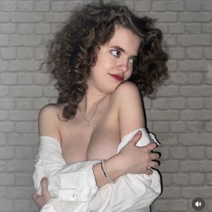 Голая Дарья Арефьева