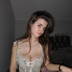 Голая Дарья Арефьева