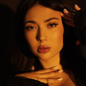Голая Катя Екатзе