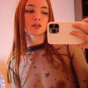 Голая Евгения Уайлд