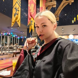 Голая Евгения Уайлд