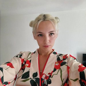 Голая Евгения Уайлд