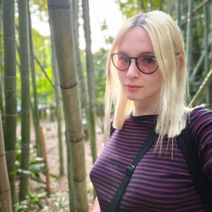 Голая Евгения Уайлд