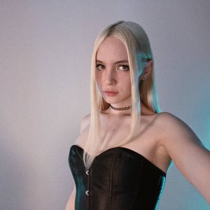 Голая Евгения Уайлд