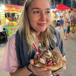 Голая Катя Вяликова