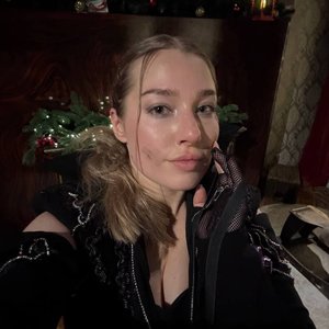Голая Катя Вяликова