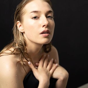 Голая Катя Вяликова