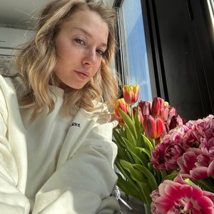 Голая Катя Вяликова