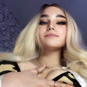 Голая Селия