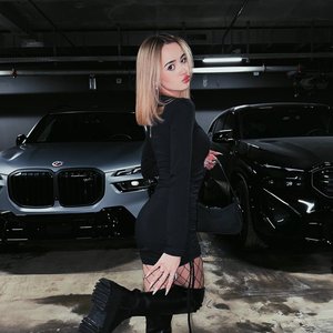Голая Лейла Майерс