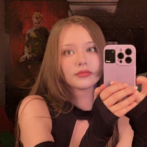 Голая Lyasyaa