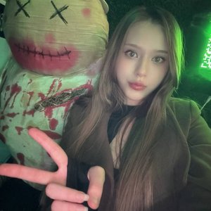 Голая Lyasyaa