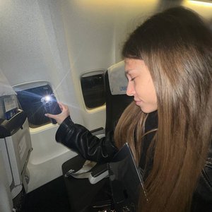 Голая Паша Сникерс