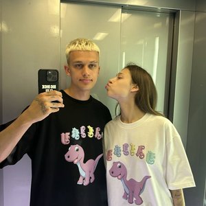 Голая Паша Сникерс
