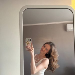Голая Ангелина Клевцова