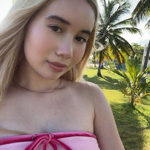 Голая Lil Tay