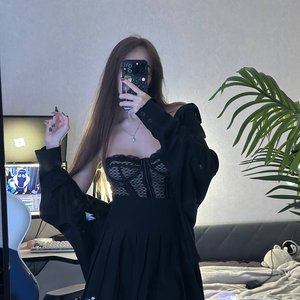 Голая Nordvi