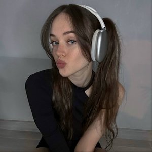 Голая Nordvi
