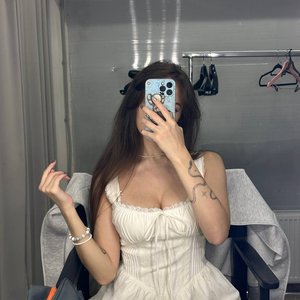 Голая Nordvi