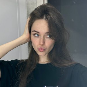 Голая Nordvi