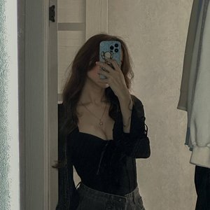 Голая Nordvi
