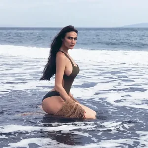 Голая Алена Водонаева