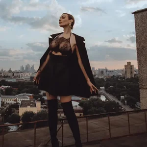 Голая Алена Водонаева