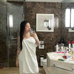 Голая Arlene Lee