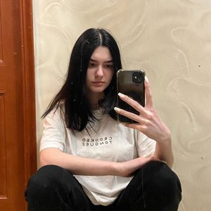 Голая Лил Фридж