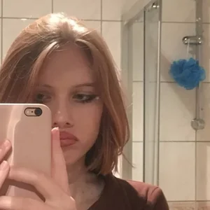 Голая Кира Аврорка