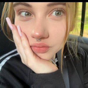 Голая Кира Аврорка