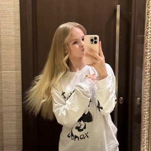 Голая Милана Стар