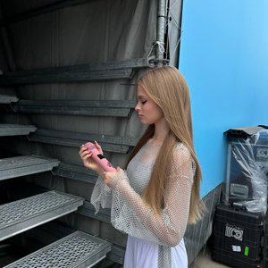 Голая Милана Стар