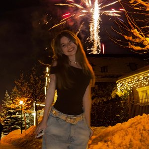 Голая Милана Хаметова