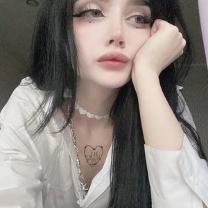 Голая Морфилина